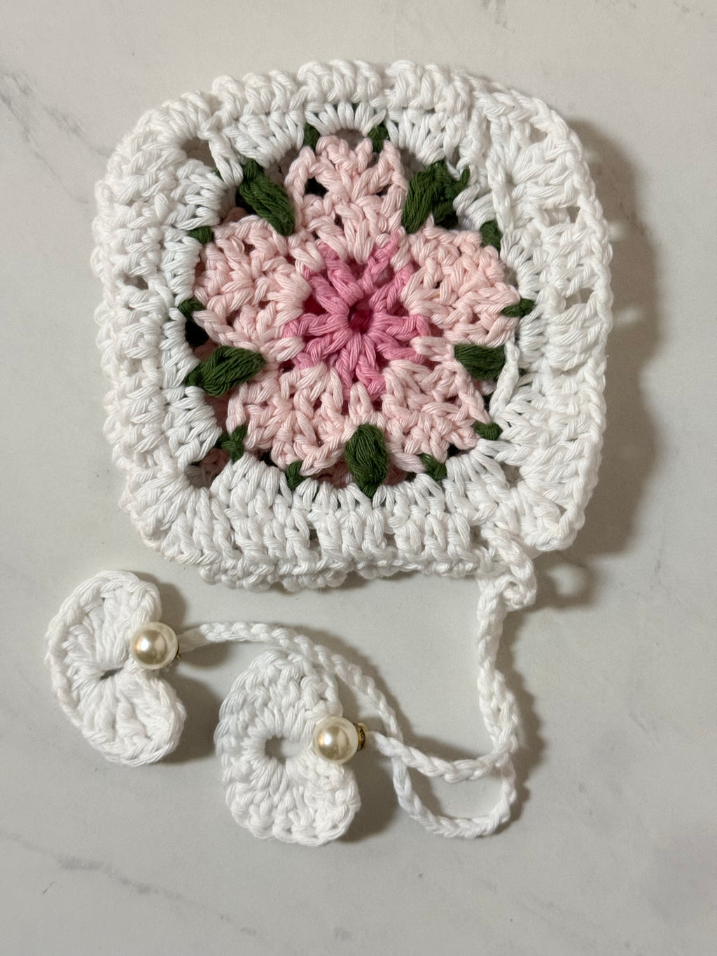 Gehäkeltes Geldsäckchen mit Blume & Perlen | Eid Gift