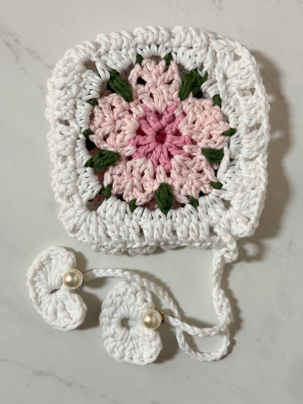 Gehäkeltes Geldsäckchen mit Blume & Perlen | Eid Gift