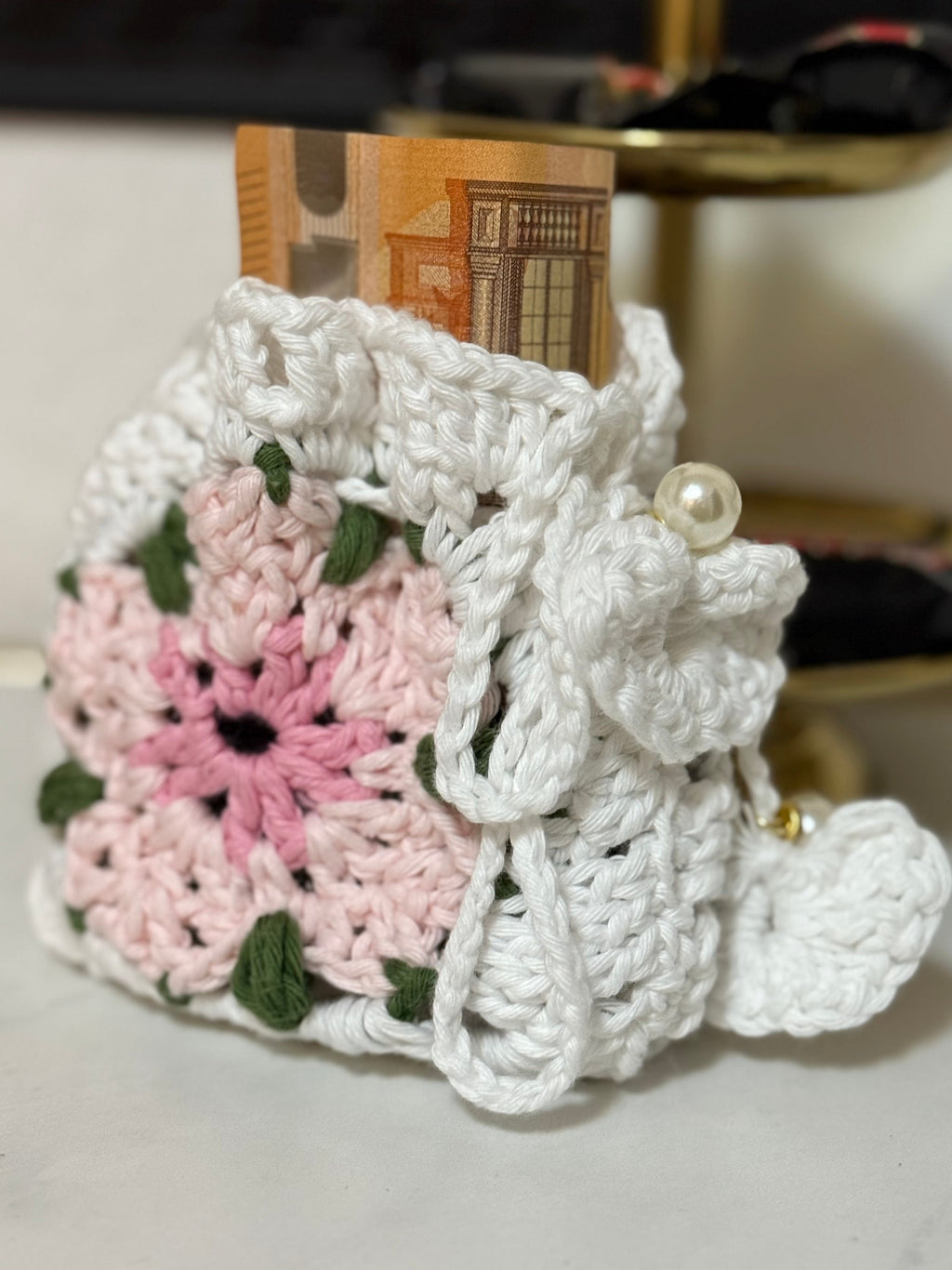 Gehäkeltes Geldsäckchen mit Blume & Perlen | Eid Gift